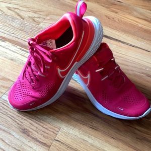 NIKE REACT MILER  WOMEN’S